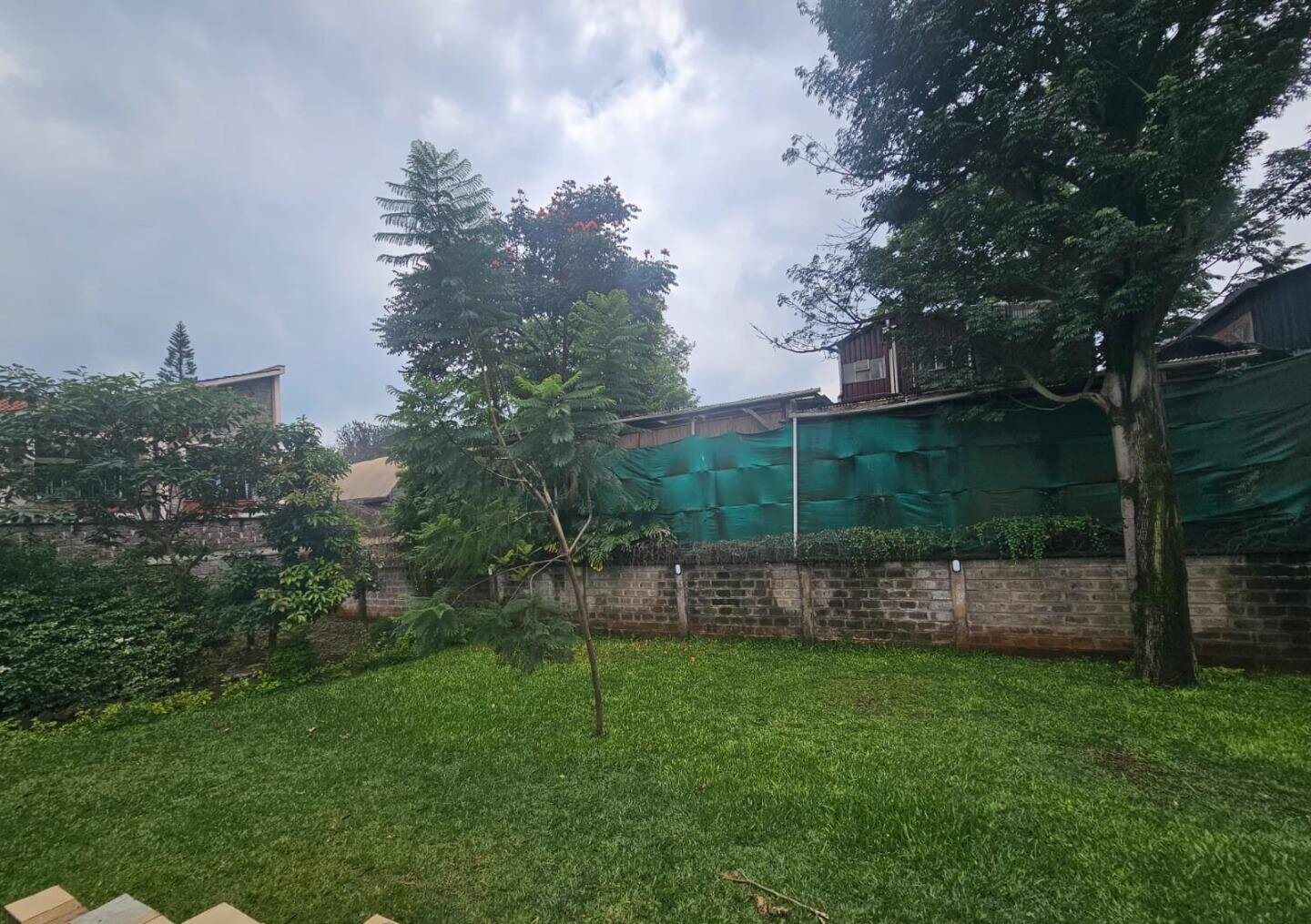 50x100 Plot Commercial Space for Rent