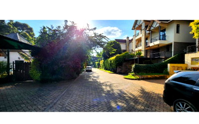 1/8 Acre 5BR Townhouse at KSh 50M
