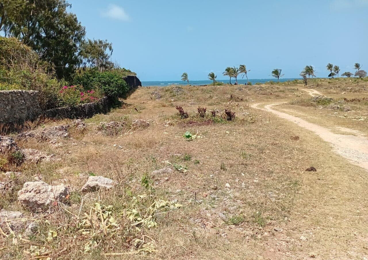 Beachfront Land at KSh 30M