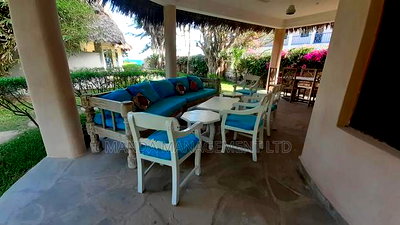 Furnished 2bdrm Villa in Park Marine, Town Centre for sale - Image 1