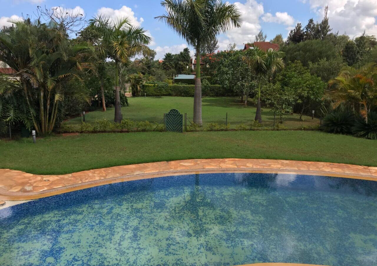 6BR All-Ensuite Townhouse with Shared Pool & Gym - Runda