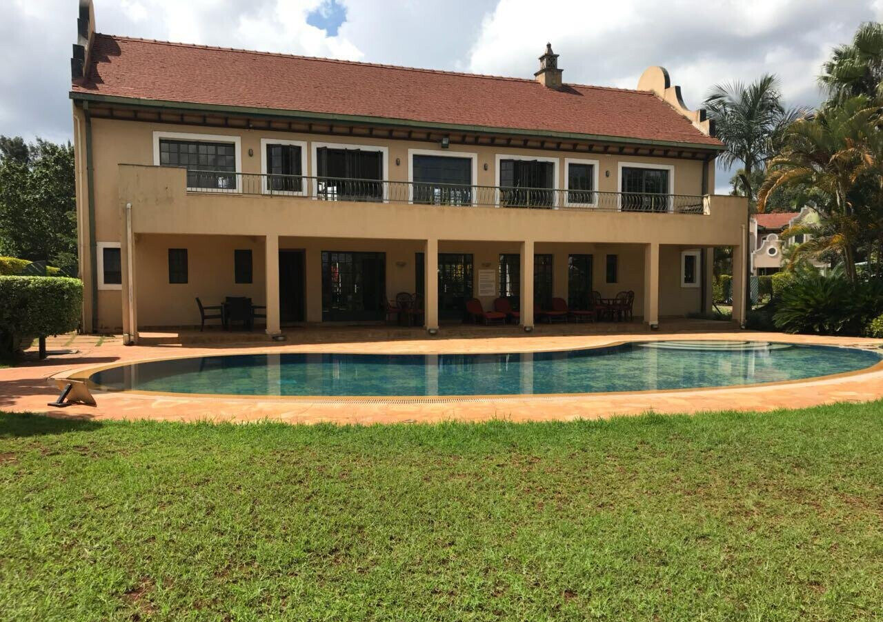 6BR All-Ensuite Townhouse with Shared Pool & Gym - Runda