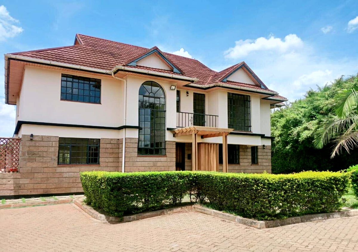 4BR All-Ensuite Townhouse with Fireplace Lounge - Runda