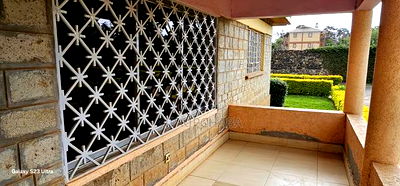 4bdrm Bungalow in Elgonview for sale - Image 4