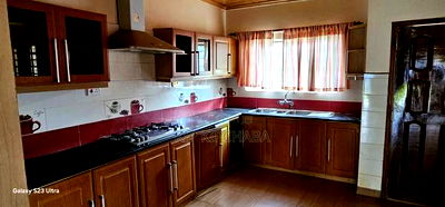 4bdrm Bungalow in Elgonview for sale - Image 5