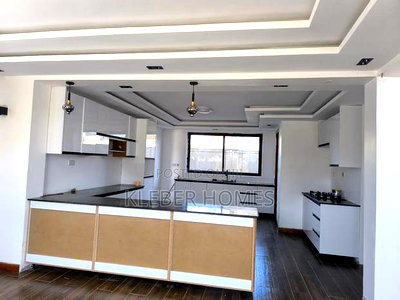 4bdrm Townhouse/Terrace in Kenyatta Road for sale - Image 4