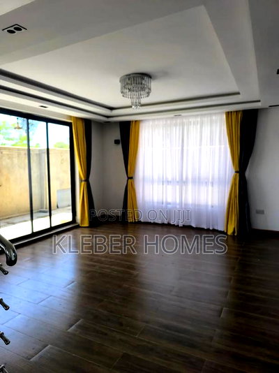 4bdrm Townhouse/Terrace in Kenyatta Road for sale - Image 3