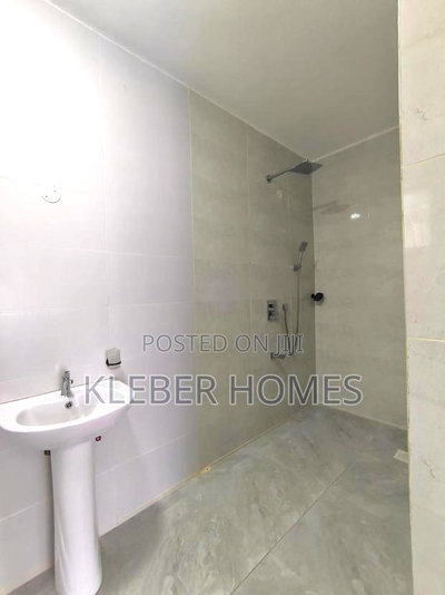 4bdrm Townhouse/Terrace in Kenyatta Road for sale - Image 16
