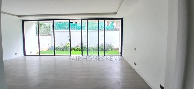 4bdrm Townhouse/Terrace in Lavington Mbabane for sale