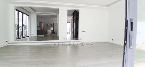 4bdrm Townhouse/Terrace in Lavington Mbabane for sale