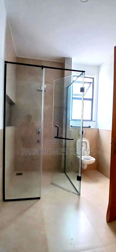 4bdrm Townhouse/Terrace in Lavington Mbabane for sale - Image 7