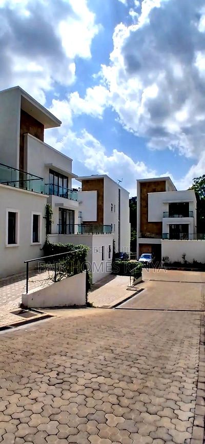 4bdrm Townhouse/Terrace in Lavington Mbabane for sale - Image 2