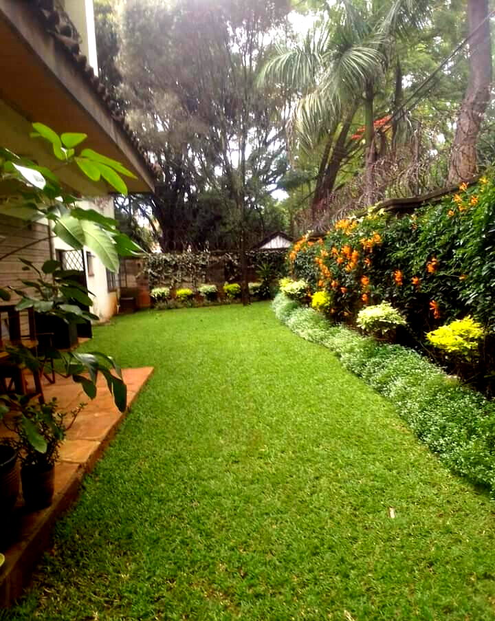 5-Ensuite Townhouse with Tenant Paying KES 200K/Month - Lavington