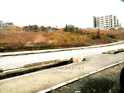 1/4 Acre Plot for Sale Fronting Tarmac in Milimani - Image 1