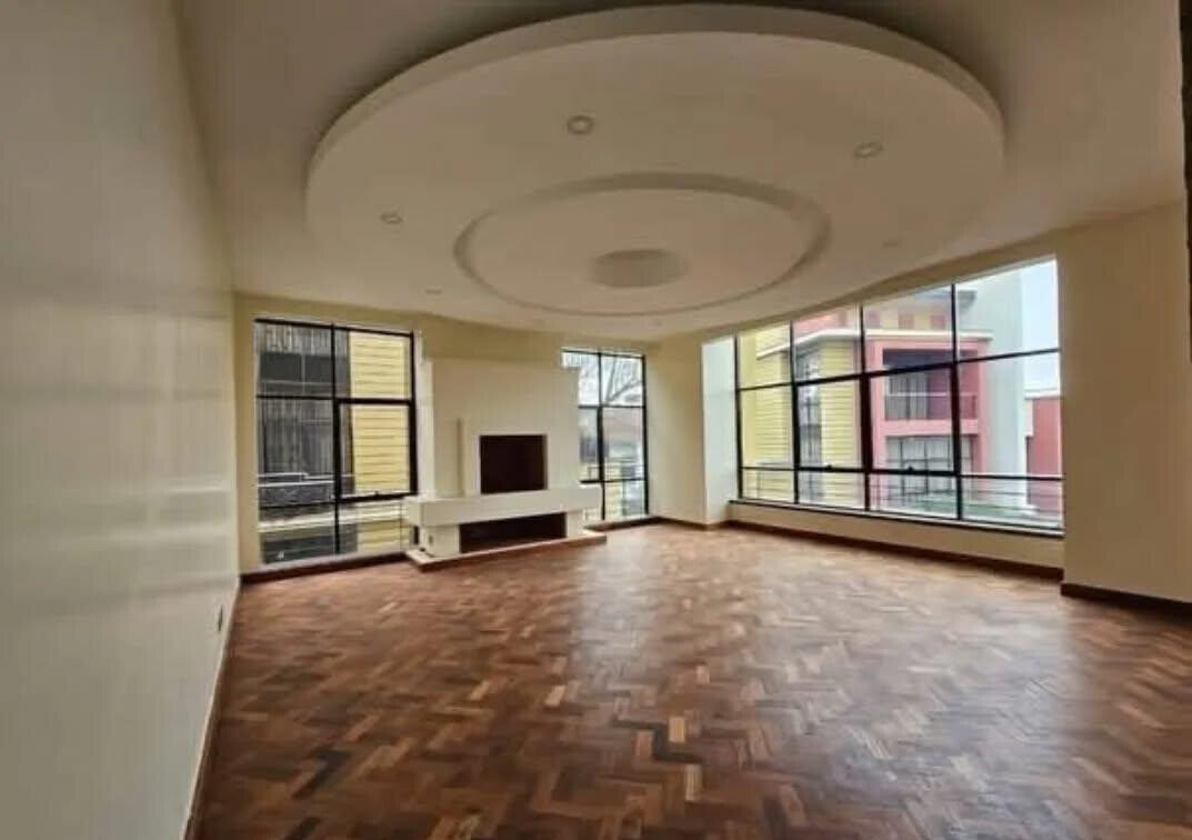 5BR All-Ensuite Townhouse with Rooftop Garden & Solar Backup - Lavington
