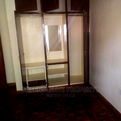 4bdrm Townhouse / Terrace in Karen for rent - Image 12