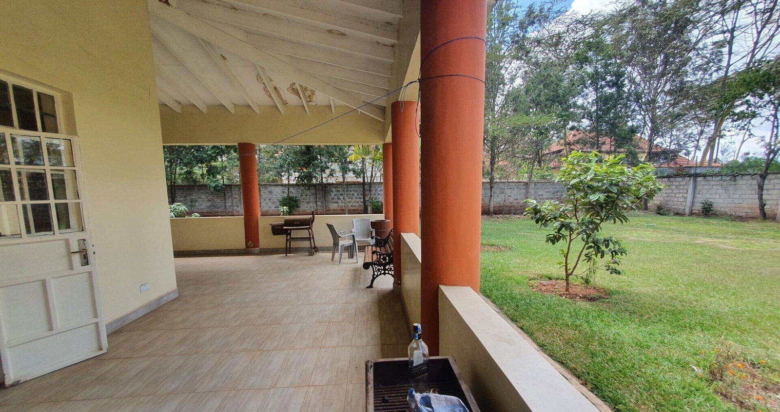 6-Ensuite Townhouse with Double-Height Living & Fireplace – Karen