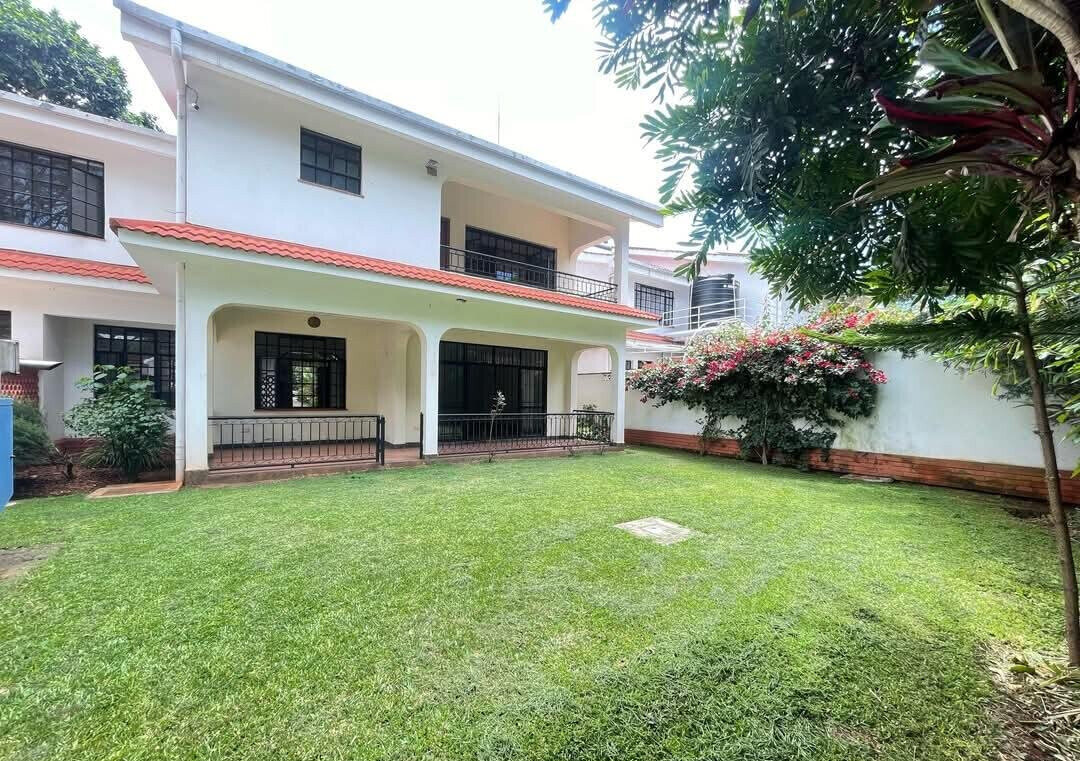 5-Ensuite Townhouse with DSQ & Generator - Lavington