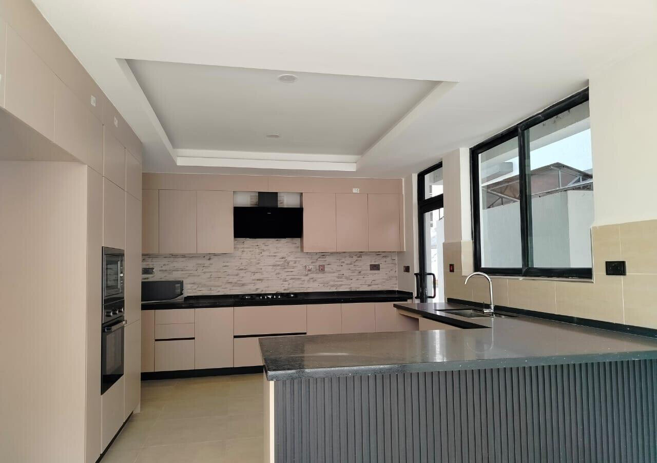 4-Bed Townhouse in 8-Unit Gated Scheme off James Gichuru - Lavington