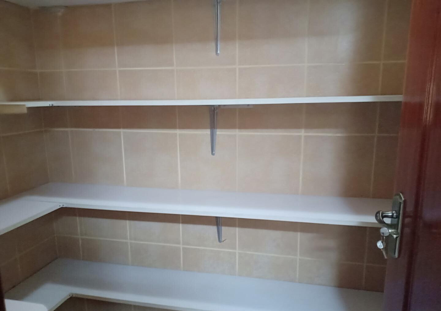 5-Bed Townhouse with Prayer Room & Mature Garden - Lavington