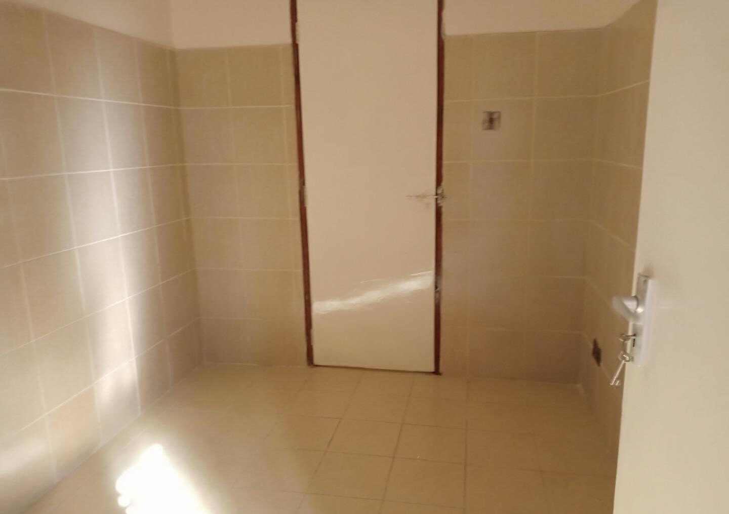5-Bed Townhouse with Prayer Room & Mature Garden - Lavington