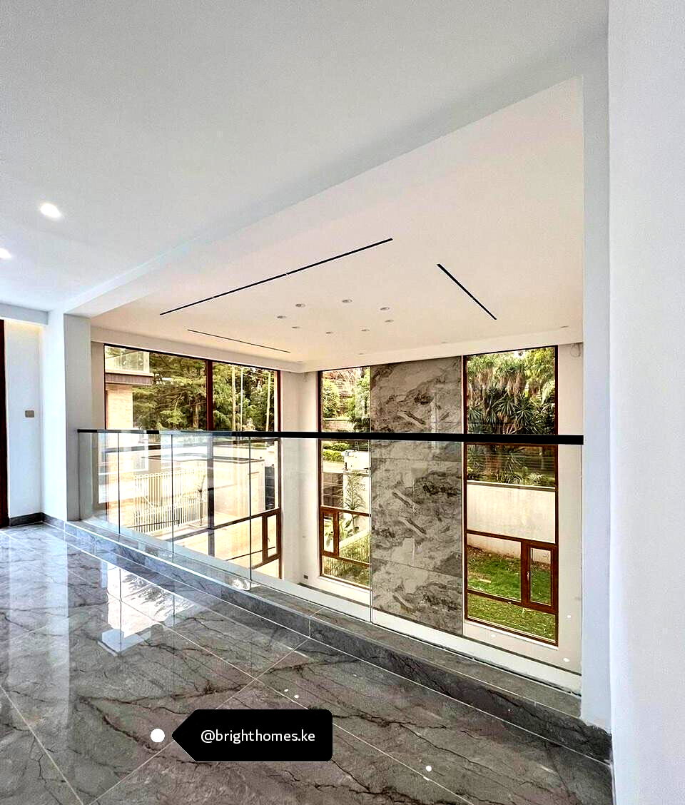 6-Ensuite Villa with Elevator & Panic Room - Lavington