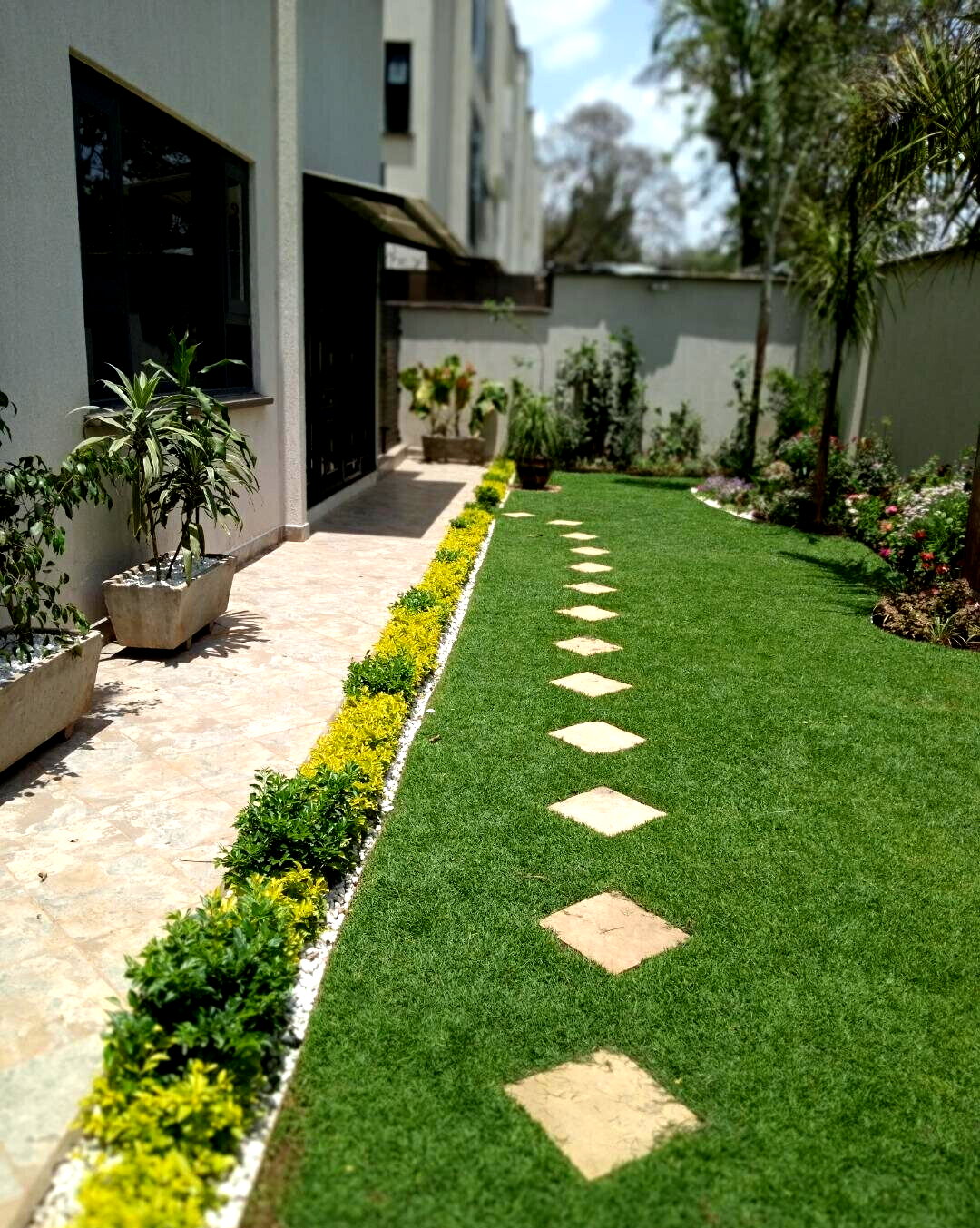 5-Ensuite Townhouse with Generator & Mature Garden - Lavington
