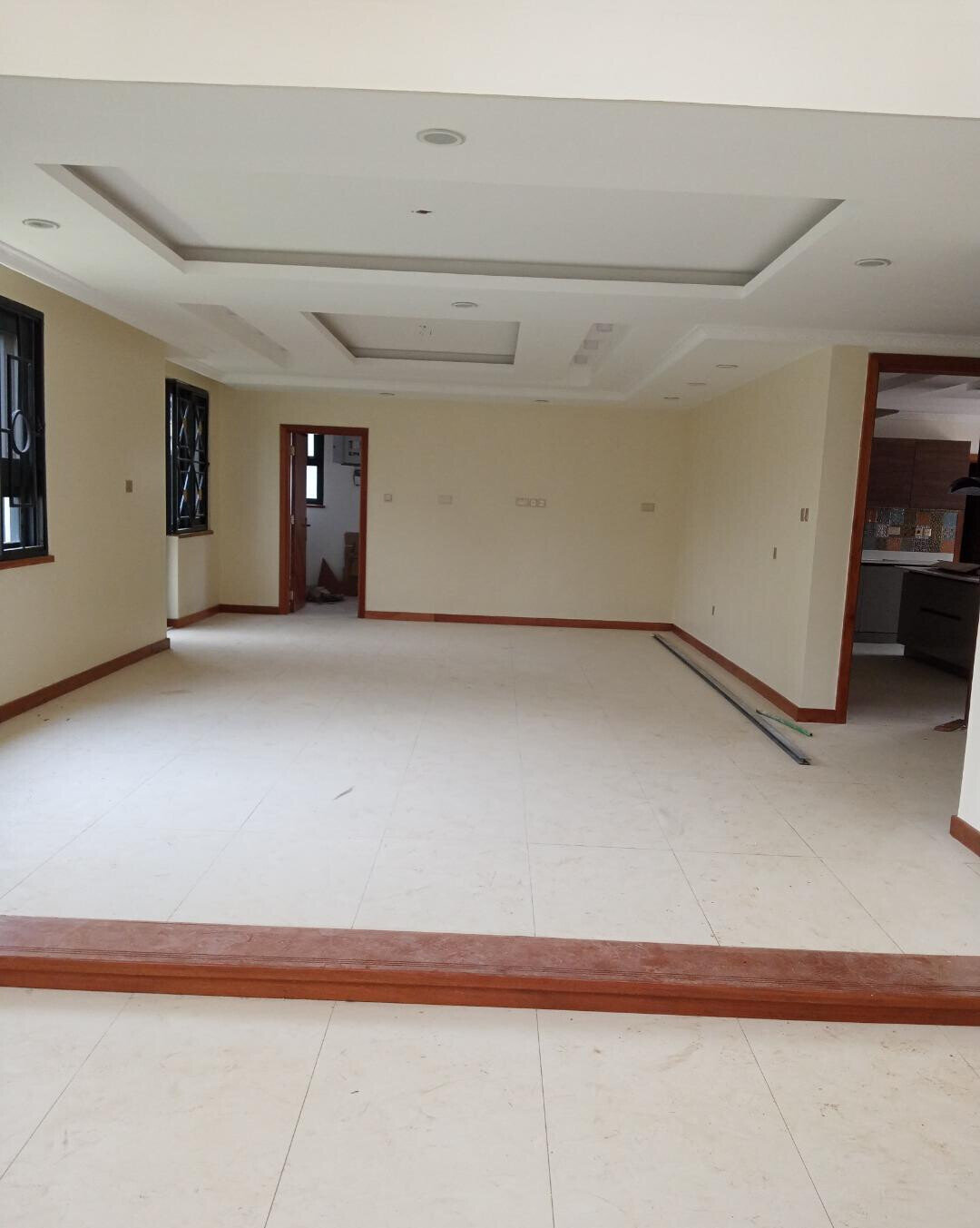 5-Ensuite Townhouse with Generator & Mature Garden - Lavington