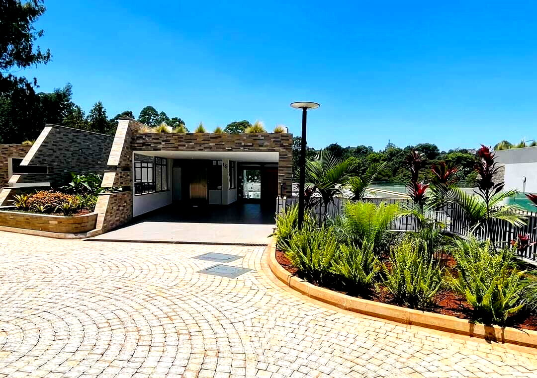 4BR Waterside Villa with Clubhouse & Valley Views - Lower Kabete