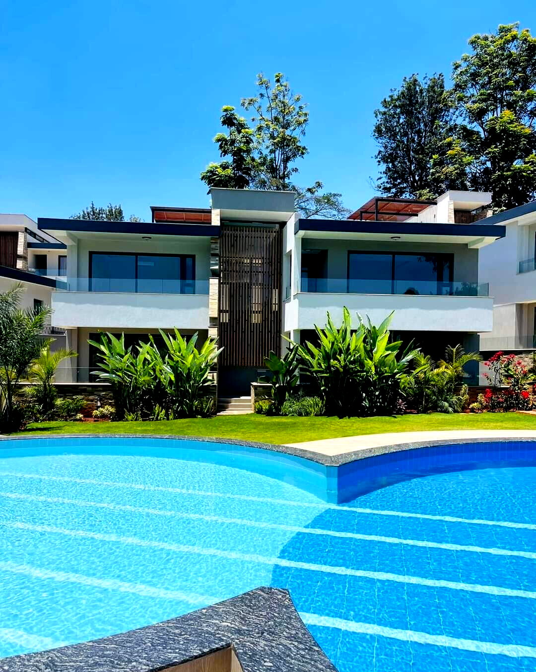 4BR Waterside Villa with Clubhouse & Valley Views - Lower Kabete