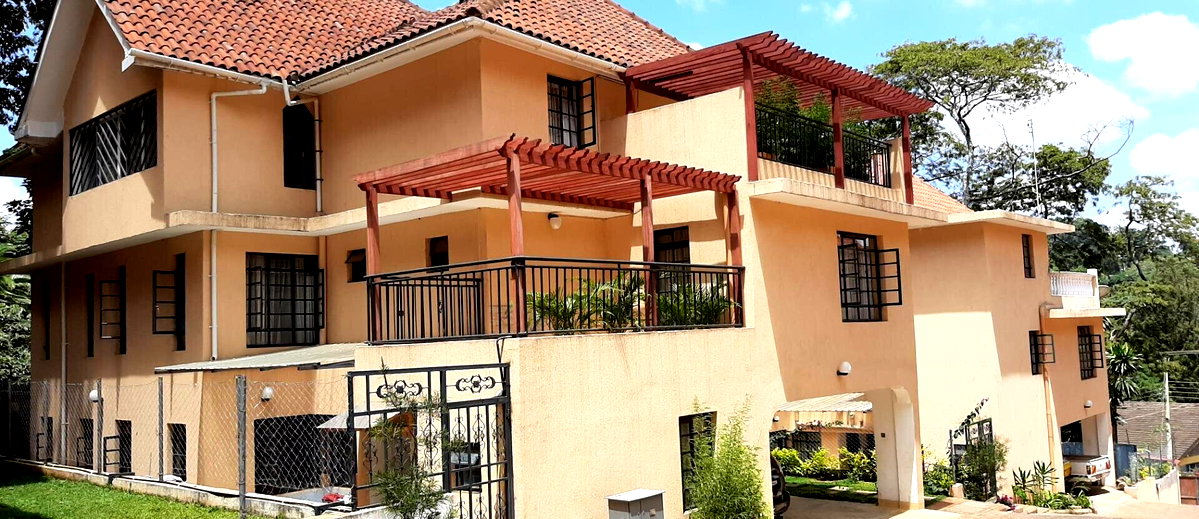 Brand New 5BR All-Ensuite Townhouse with Fireplace & Study – Kyuna