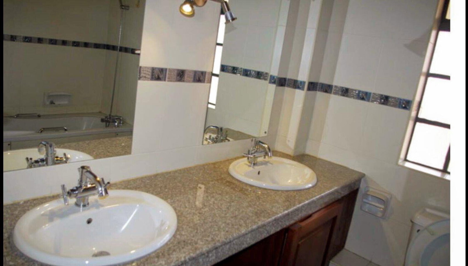 4BR Duplex with Vaulted Ceilings & Community Feel - Kilimani