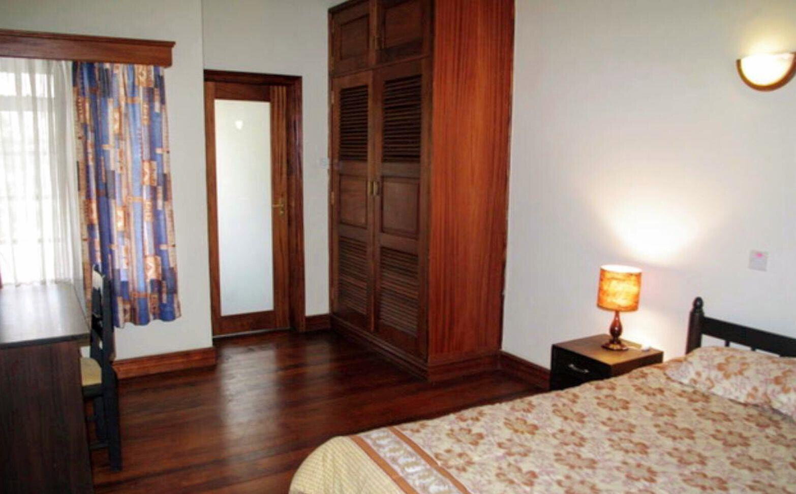 4BR Duplex with Vaulted Ceilings & Community Feel - Kilimani
