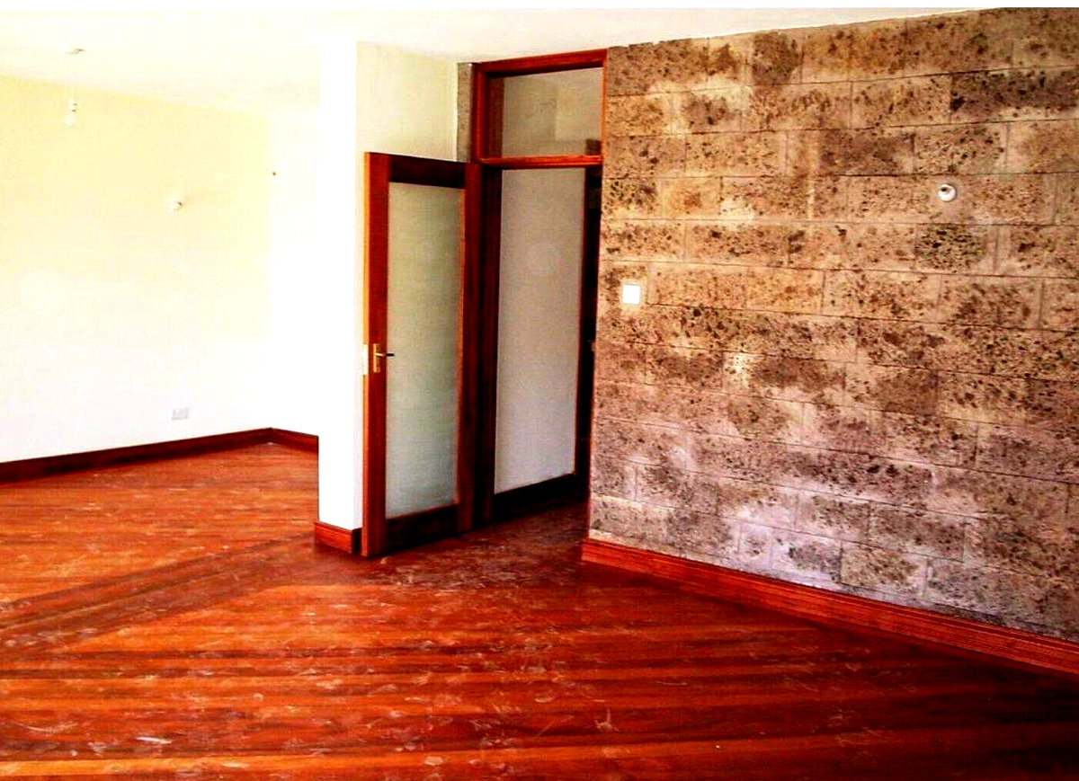 4BR Duplex with Vaulted Ceilings & Community Feel - Kilimani