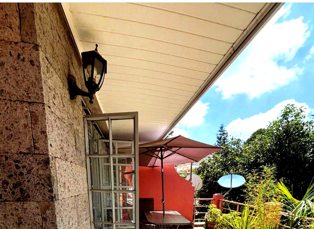 4BR Duplex with Vaulted Ceilings & Community Feel - Kilimani