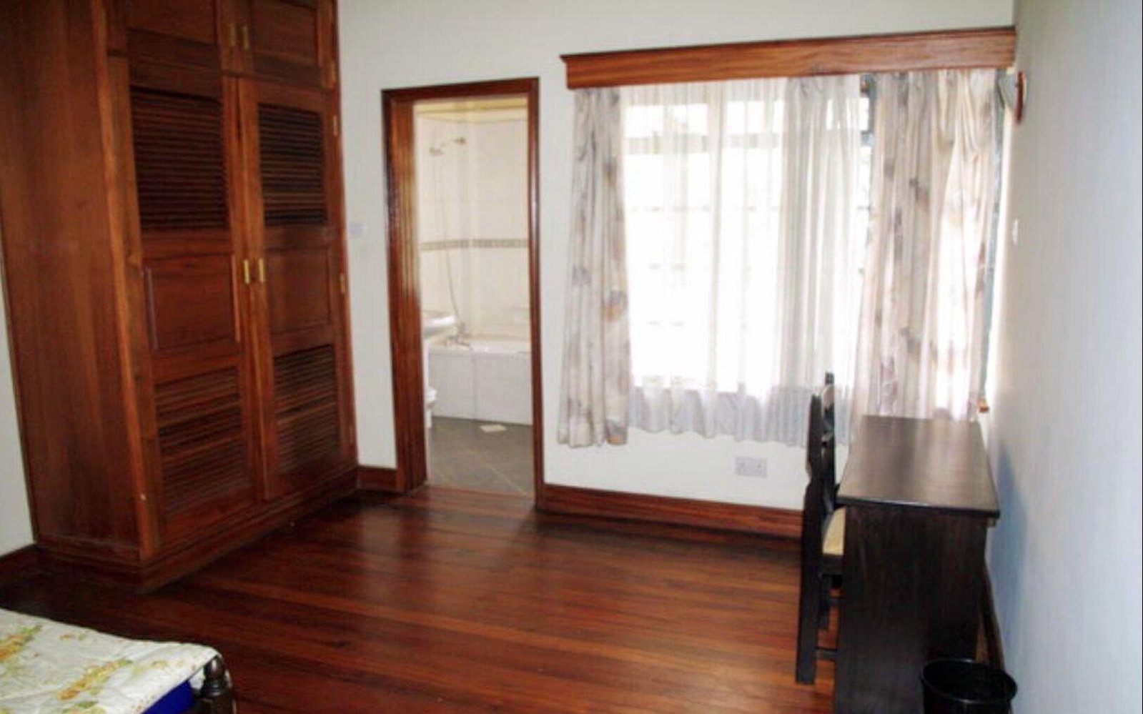 4BR Duplex with Vaulted Ceilings & Community Feel - Kilimani