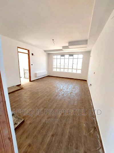 5bdrm Mansion in Membley for sale - Image 8