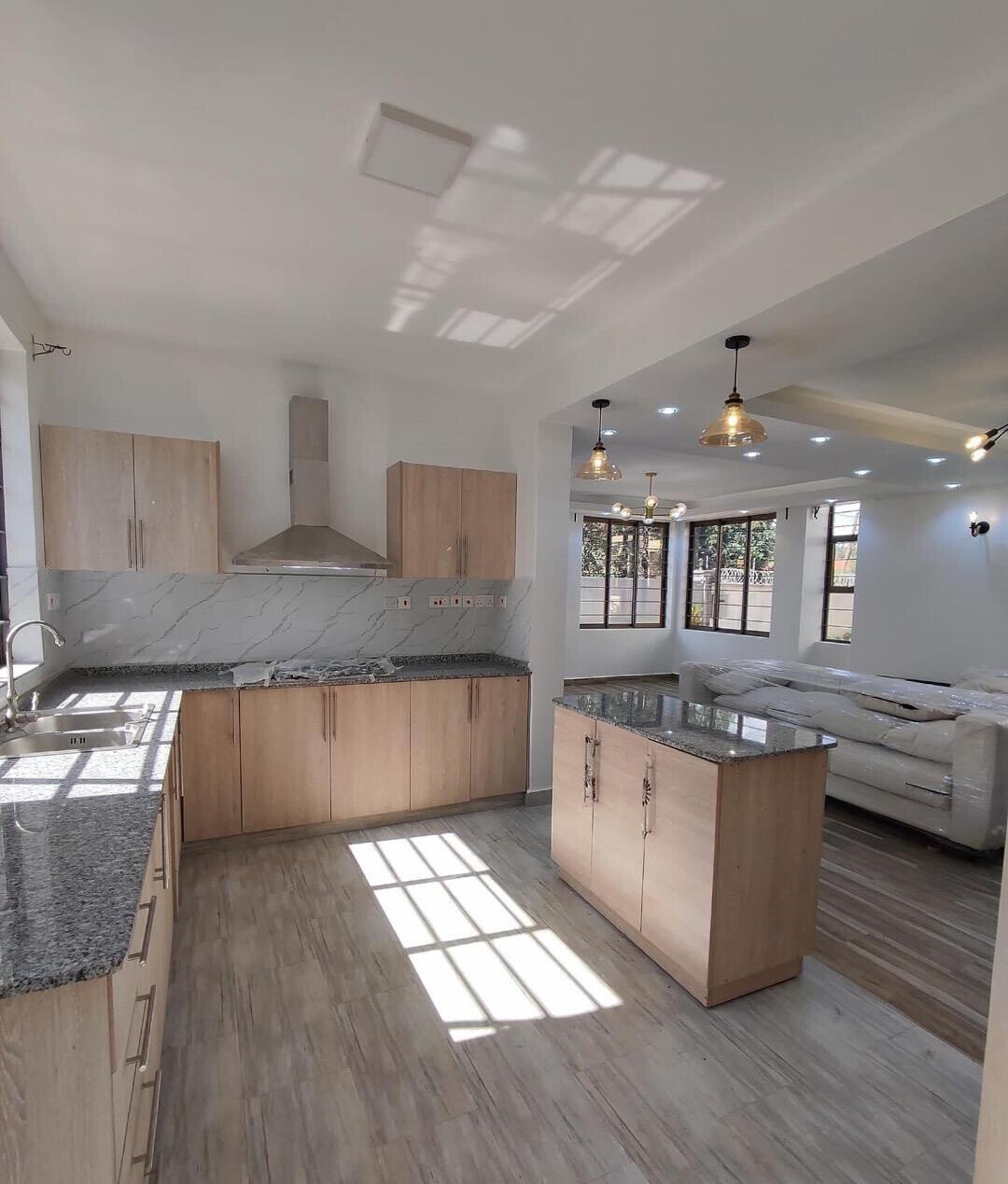 4BR All-Ensuite Townhouse with Rooftop Terrace - Nazarene, Rongai