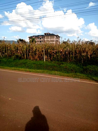 1/4 Plot Annex Mti Moja Touching Feeder Tarmac - Image 2