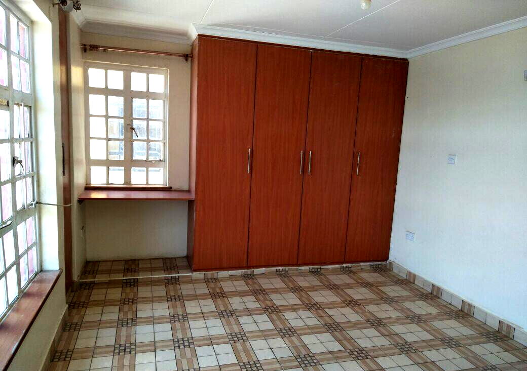 3 En-Suite Townhouse with DSQ on 1/8 Acre - Syokimau