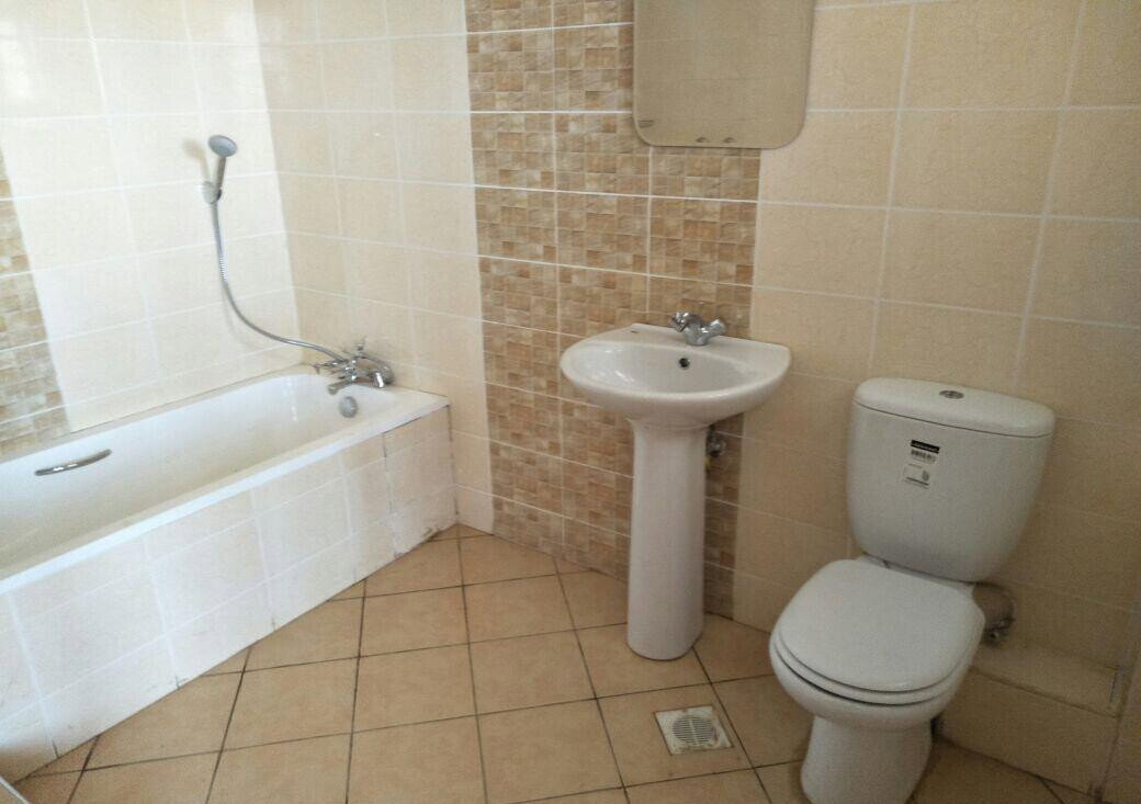 3 En-Suite Townhouse with DSQ on 1/8 Acre - Syokimau