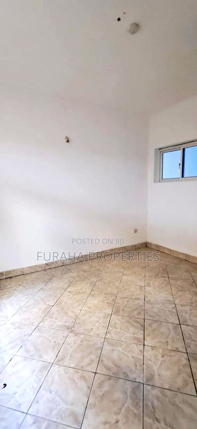 3bdrm Apartment in Bamburi for rent - Image 4