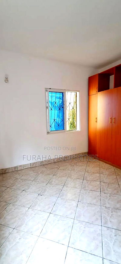 3bdrm Apartment in Bamburi for rent - Image 5