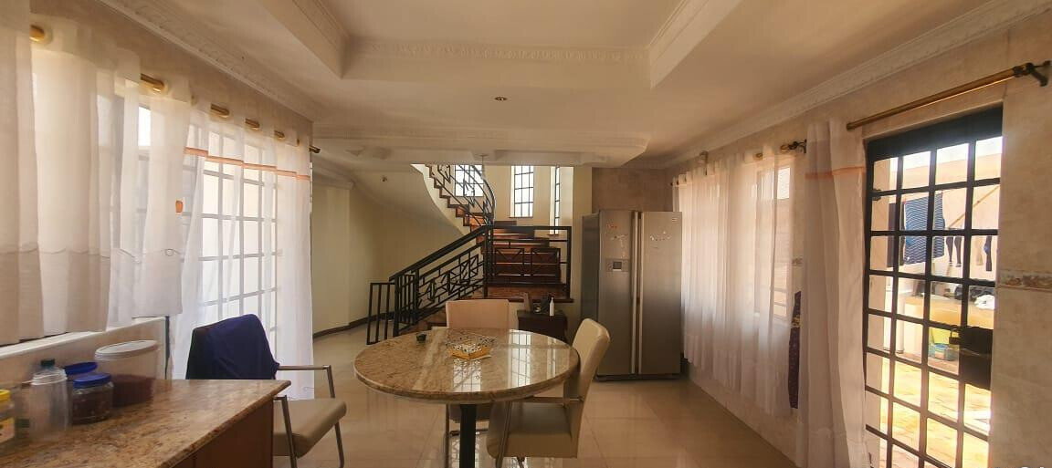 5-Ensuite Townhouse with Pool, Steam & Gym in Westlands