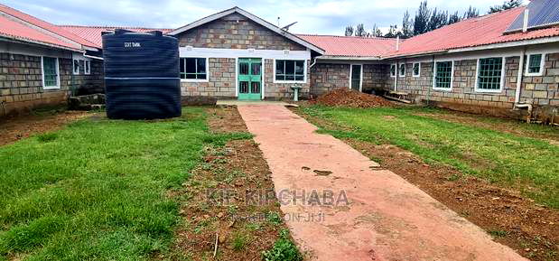 Commercial Hotel and Restaurant to Let in Maili Nne Eldoret