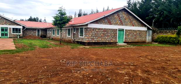 Commercial Hotel and Restaurant to Let in Maili Nne Eldoret