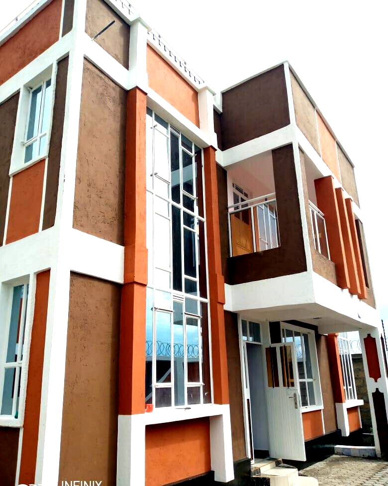4BR Ensuite Townhouse with Rooftop Terrace - Barnabas, Nakuru