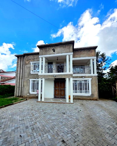 5BR Mansion with Garden at KSh 130K