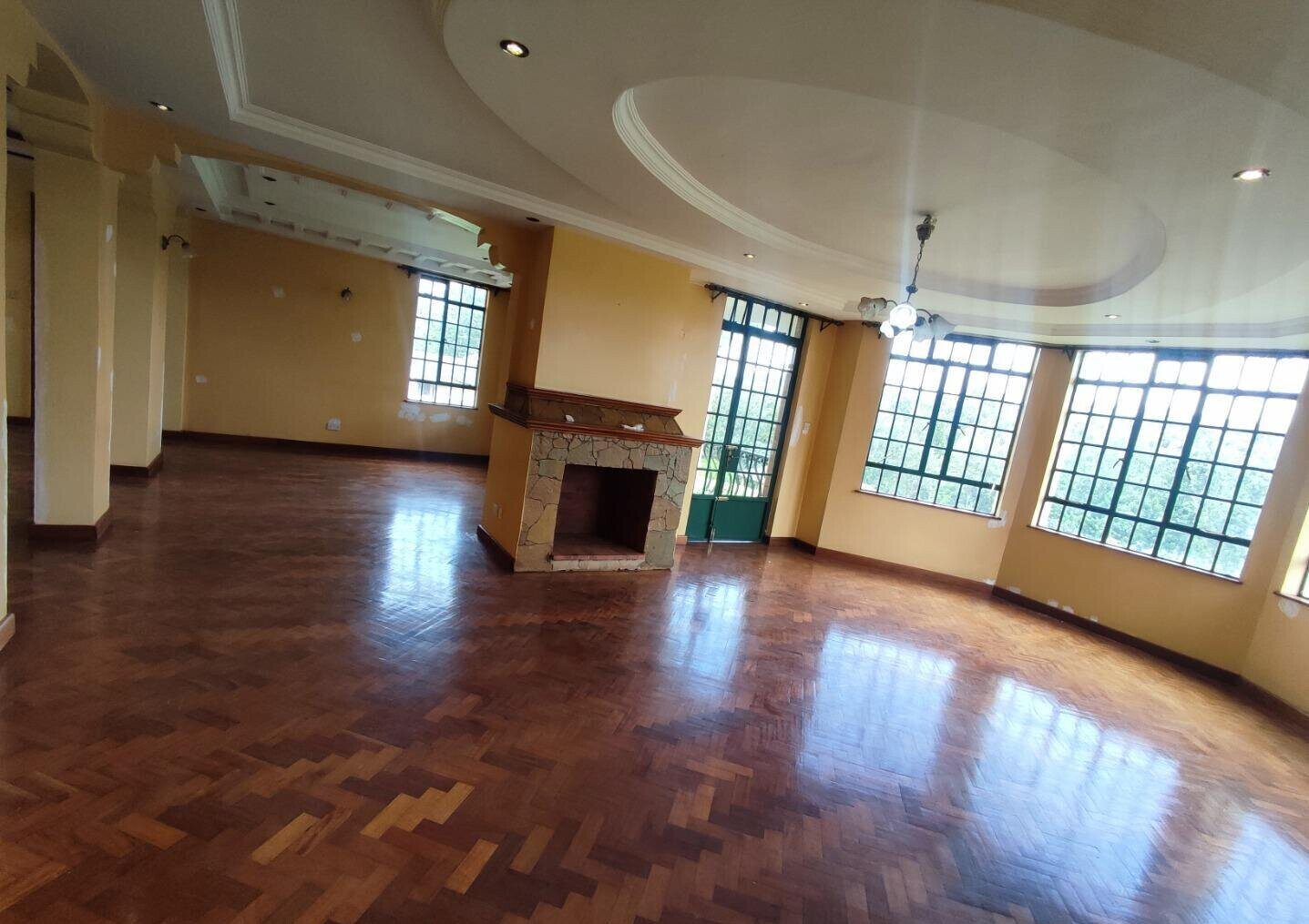 50x100 Plot 6BR Townhouse at KSh 350K