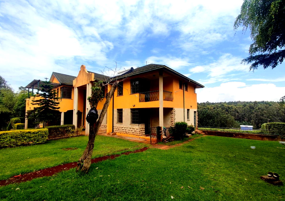 50x100 Plot 6BR Townhouse at KSh 350K